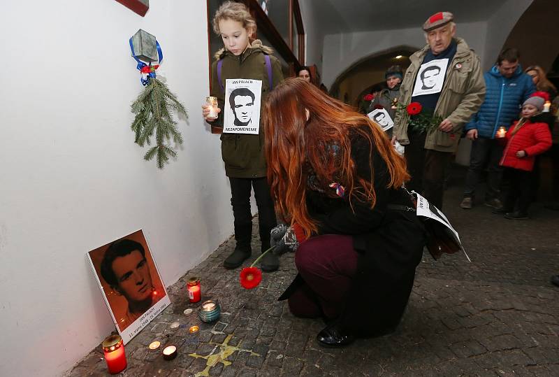 Pietní akt u příležitosti padesátého výročí upálení Jana Palacha se konal ve středu v podvečer u městského úřadu v Litoměřicích.