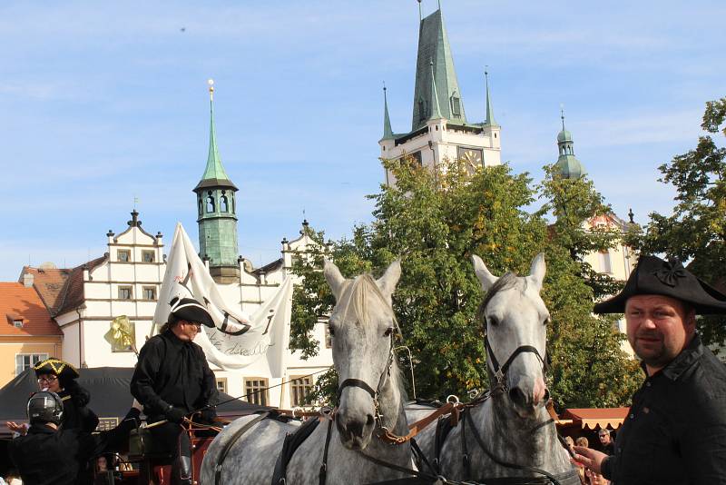 Průvod a přípitek v Litoměřicích.