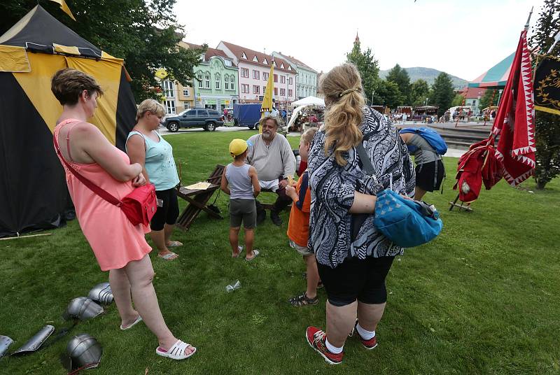 Obyvatelé Lovosic si užívali již tradiční Valdštejnské slavnosti.