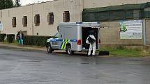 Policie vyšetřuje vraždu v Libochovicích. Kriminálka se na místo vrátila