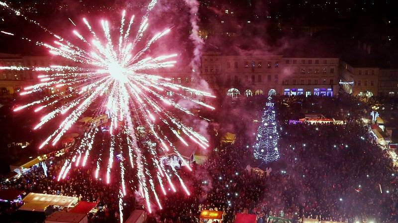 Rozsvěcení vánočního stromu na litoměřickém náměstí