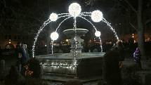 Rozsvícení vánoční výzdoby na Mírovém náměstí v Litoměřicích.