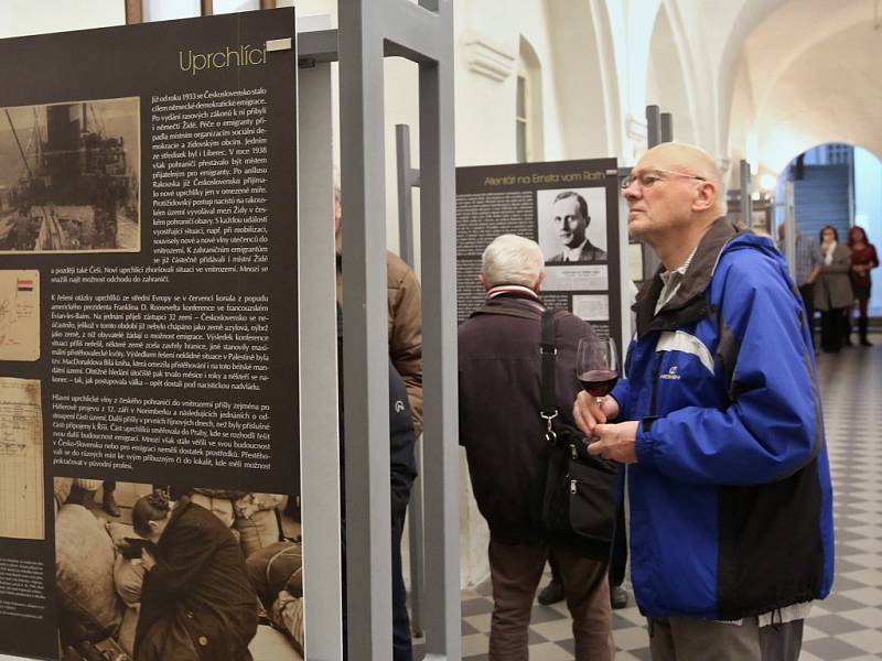 Zahájení výstavy Synagogy v plamenech v Litoměřicích