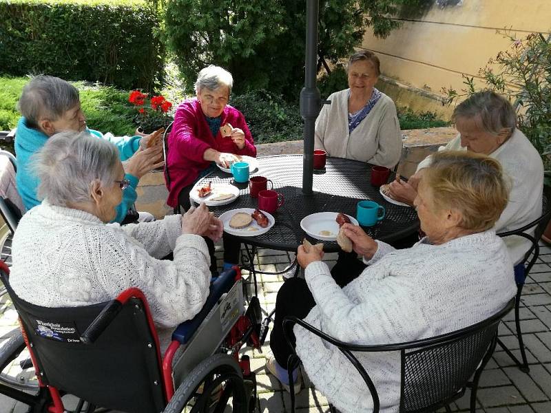 Ohlédnutí za létem v Domově důchodců Čížkovice.