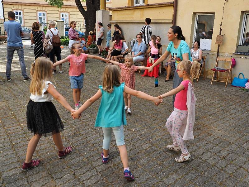 Divadelní piknik v Litoměřicích opět chutnal