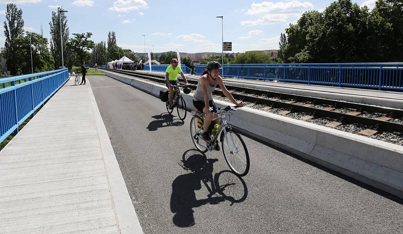 Slavnostní otevření mostu ve Štětí po generální opravě