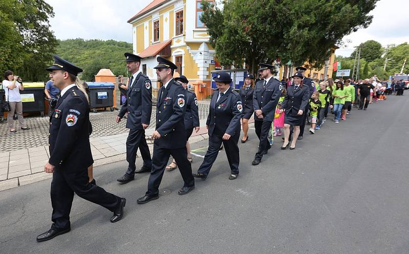 Křešice oslavily výročí 960 let od první písemné zmínky o obci, místní dobrovolní hasiči navíc 140 let činnosti