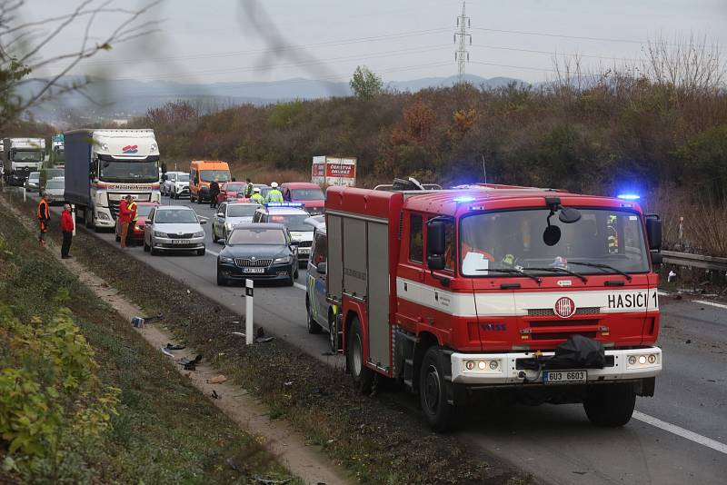 Tragická dopravní nehoda na dálnici D8 u Lukavce