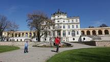 Zahájení sezony na zámku v Ploskovicích