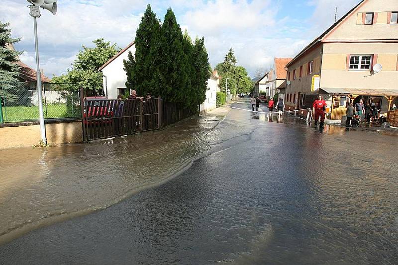 Velká voda v Zahořanech.