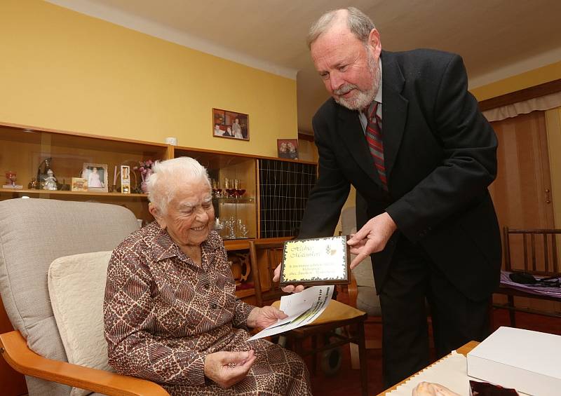 Hedvika Mazourková oslavila 100 let života