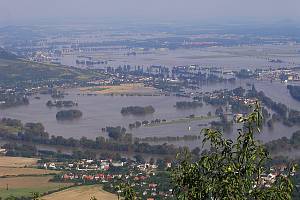 Povodně vyfocené z Lovoše.