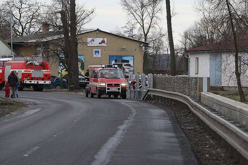 Velká voda na Litoměřicku - sobota 15. ledna 2011 - Křešice.