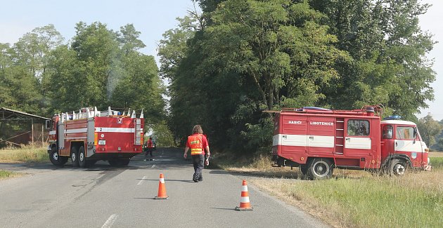 Požár pojistkové skříně agregátu slepičárny.