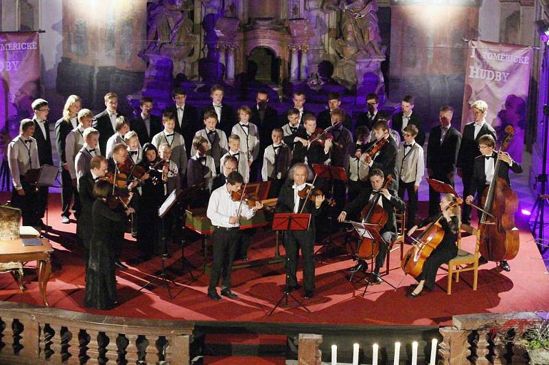 Litoměřické svátky hudby v jezuitském kostele - vystoupení Václav Hudečka