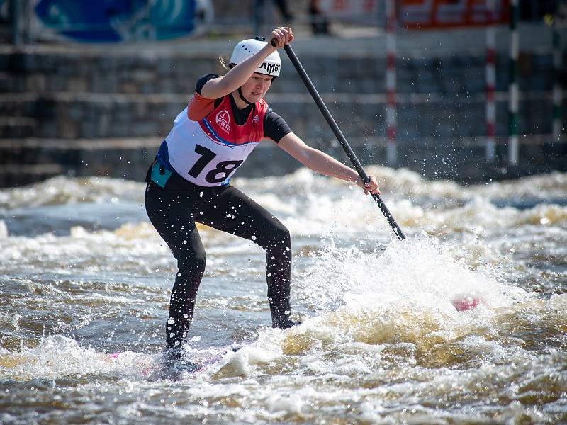 Roudnice nad Labem hostila závody v paddleboardingu.