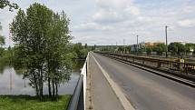 Most ve Štětí přes řeku Labe je v dezolátním stavu, papírny se chtějí spolupodílet na jeho opravě