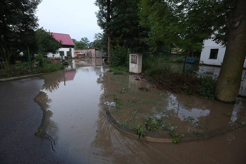 Blesková povodeň zasáhla Zahořany