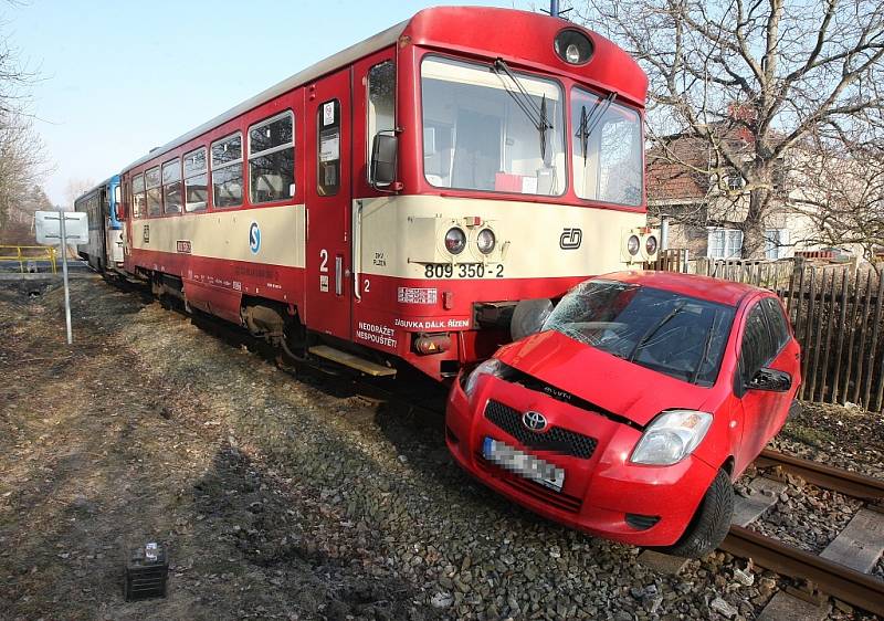 Dopravní nehoda v Roudnici nad Labem.