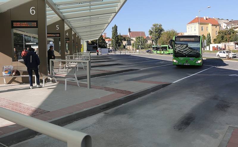 Litoměřické autobusové nádraží bylo slavnostně uvedeno do provozu.