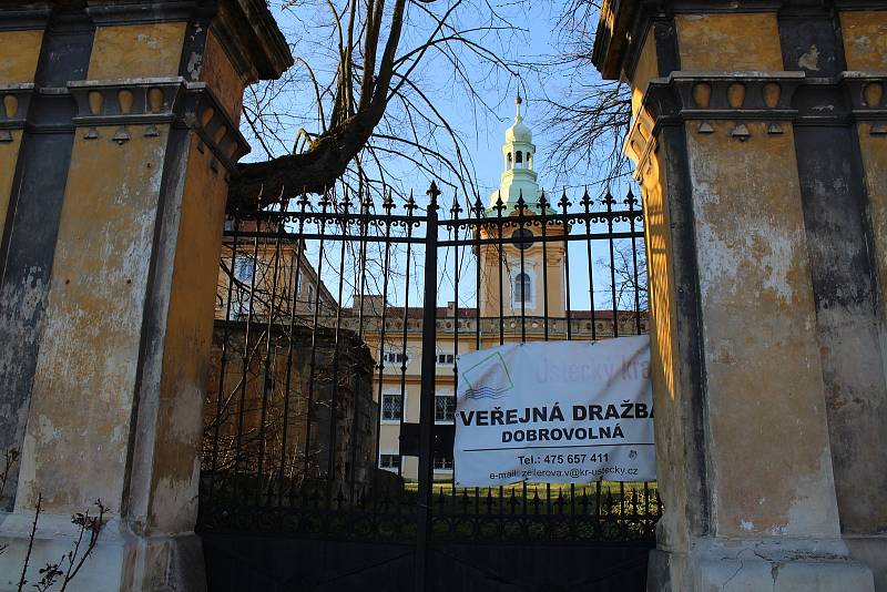 Zámek v Liběšicích na Litoměřicku kraj vydražil na dvanáctý pokus.