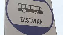 Autobusová zastávka v současných Prosmykách