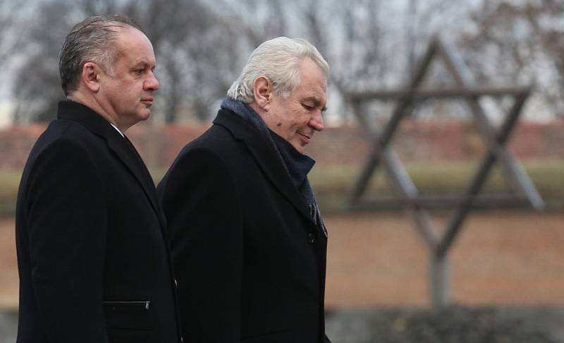 Miloš Zeman a Andrej Kiska v Terezíně v lednu 2015