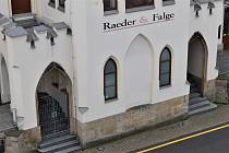 Sídlo Raeder & Falge, takzvaný zámeček.