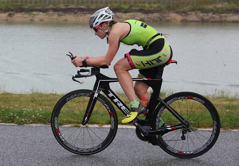 V sobotu se konal v Labe aréně v Račicích první letošní celorepublikový triatlon.