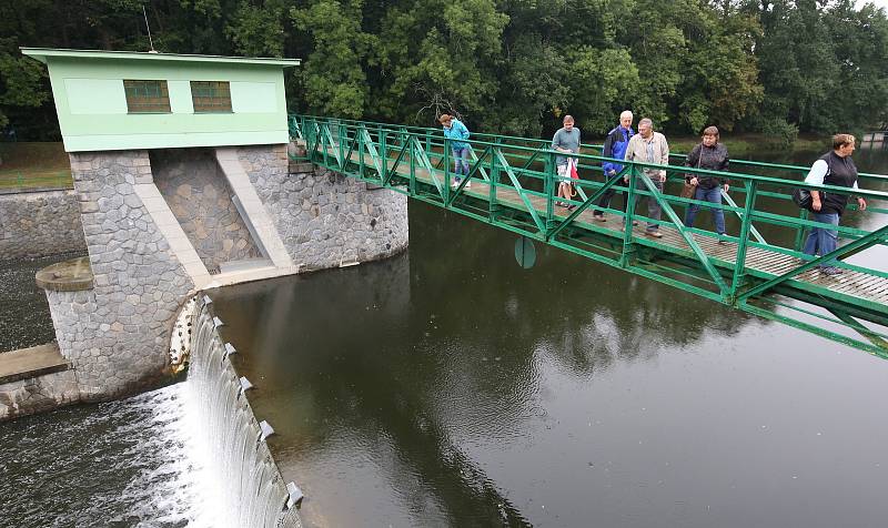 U příležitosti Dne evropského dědictví mohli zájemci navštívit vodní elektrárnu a jez v Doksanech.