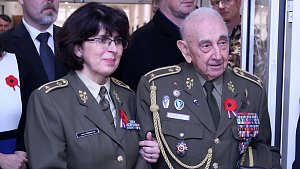S brigádní generálkou Lenkou Šmerdovou při otevření pavilonu v ÚVN, který poskytuje komplexní péči válečným veteránům i dalším vojákům v listopadu 2019.