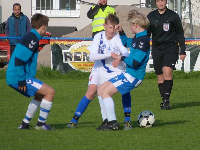 Fotbalisté SK Roudnice U14 na turnaji v Praze. 