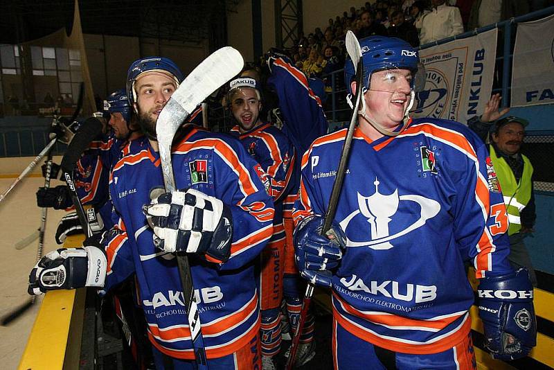 HC Stadion Litoměřice - HC Bobři Valašské Meziříčí - rozhodující zápas kvalifikace o 1. ligu.