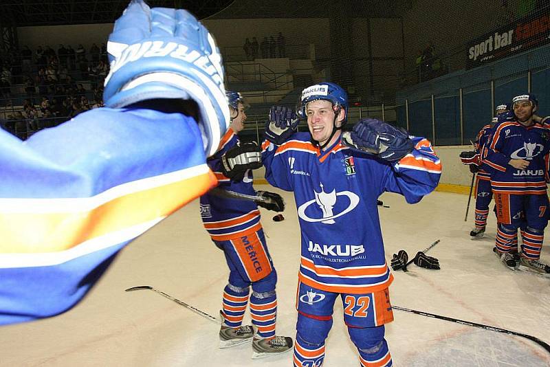 HC Stadion Litoměřice - HC Bobři Valašské Meziříčí - rozhodující zápas kvalifikace o 1. ligu.