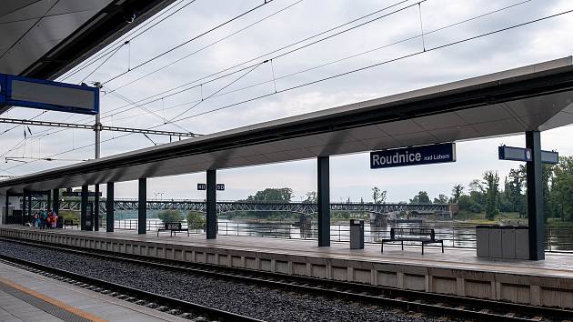 Zrekonstruované nádraží v Roudnici nad Labem.