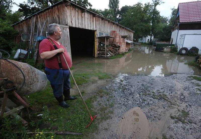 Blesková povodeň zasáhla Zahořany