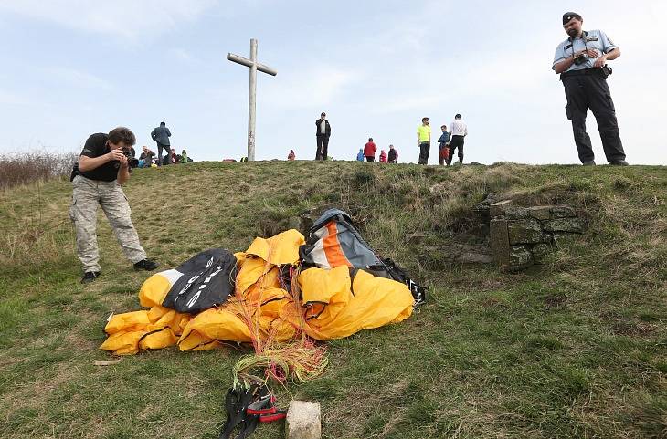Nehoda paraglidisty u Radobýlu
