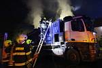 Požár popelářského vozu u Jenčic na Třebenicku