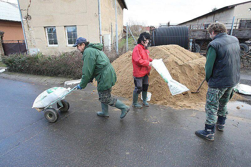 Velká voda na Litoměřicku - sobota 15. ledna 2011 - Terezínsko.