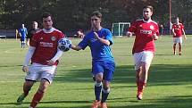 Proboštov (v modrých dresech) hrál s Bohušovicemi 0:0. V penaltovém rozstřelu byli úspěšnější hosté.