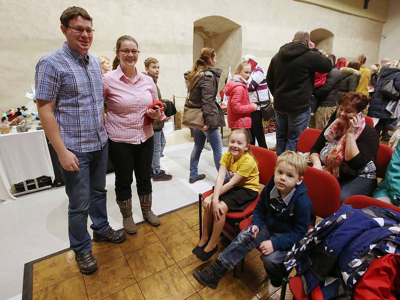 Hradní jarmark zpestřil lidem z Litoměřic první adventní víkend.