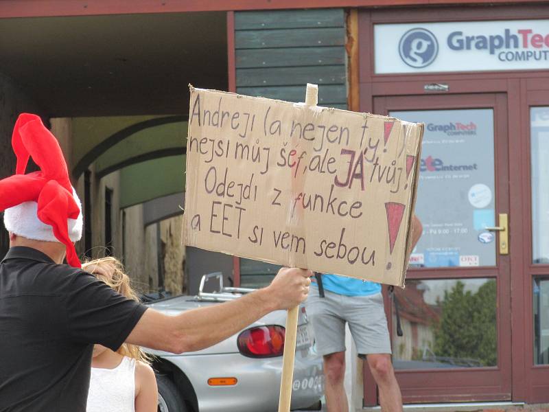 Demonstrace v Roudnici nad Labem, 11. června 2019