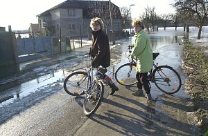 Před dvaceti lety, 6. ledna 2003, začala na Litoměřicku stoupat voda. Vodočet nakonec ukázal výšku hladiny 7,6 metru.