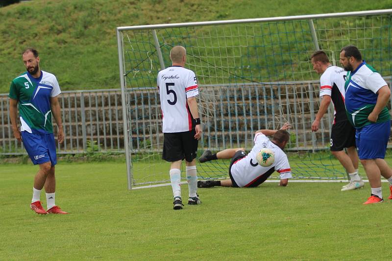 Zaměstnanecká liga Deníku: čtvrtý semifinalový turnaj druhého ročníku hostil sportovní areál Pod Lipou v Roudnici nad Labem.