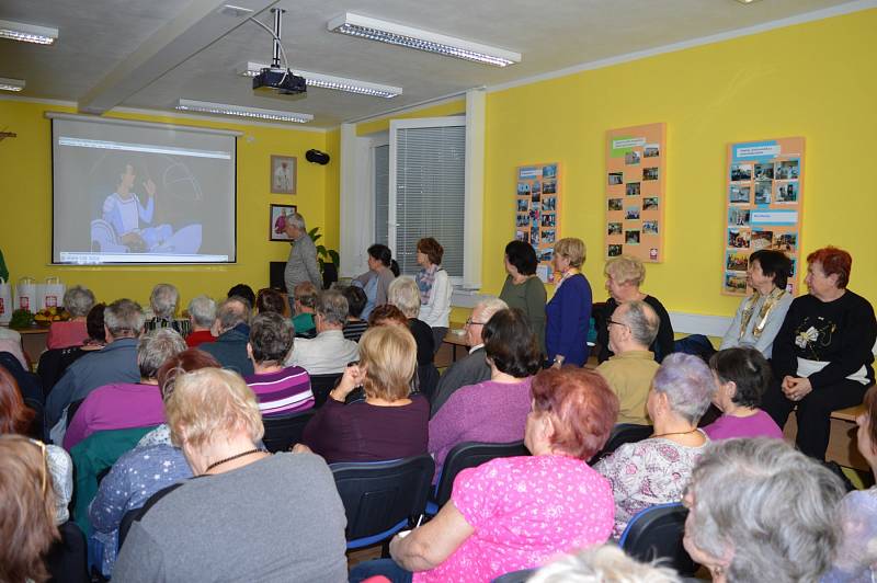 V rámci akce se promítal seriál Byl jednou jeden život.