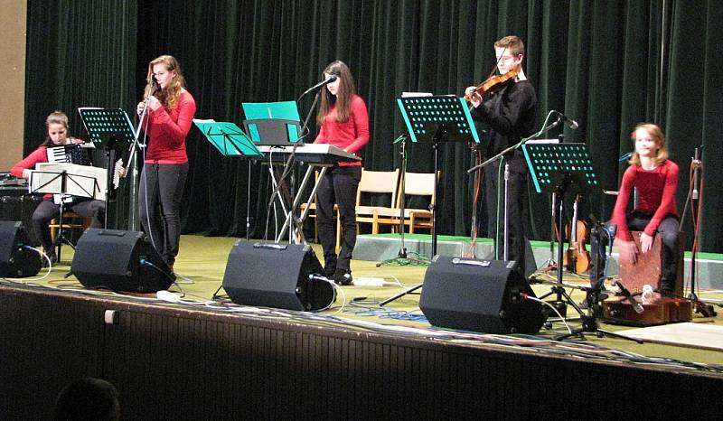 Zahájení činnosti kina Sokol v Roudnici nad Labem – sobotní slavnostní koncert