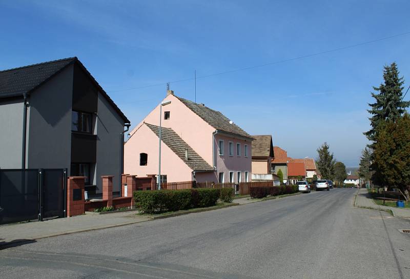 Obec Dušníky