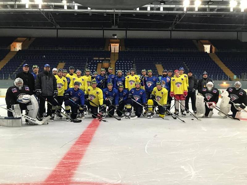 HC Slovan Ústí nad Labem vyjel v pondělí 26. července poprvé na led ústeckého zimního stadionu.