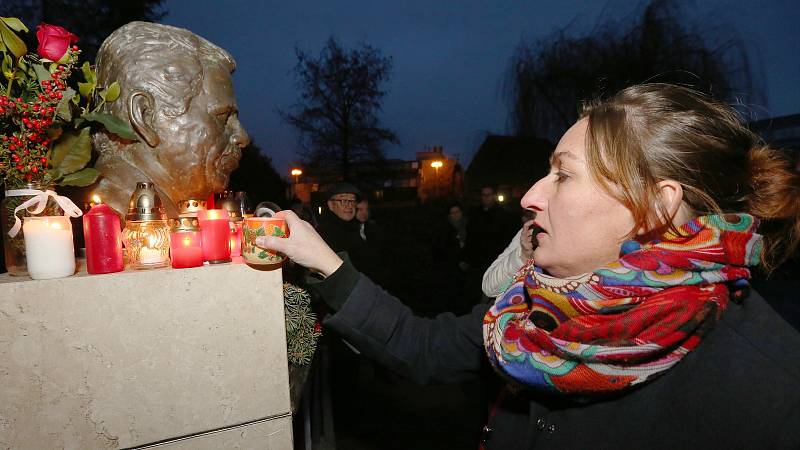 Vzpomínkový akt na den úmrtí prezidenta Václava Havla proběhl v úterý v Litoměřicích.