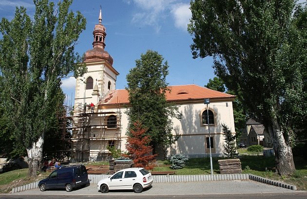 Opravený kostel v Siřejovicích